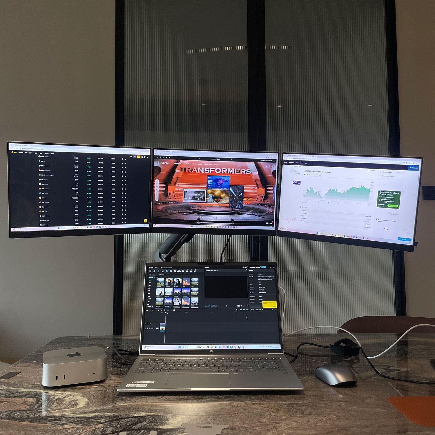 Ulepow FlexScreen Pro Trio: Modular 3x 16" Primary Display +Monitor floating stand